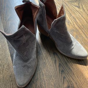 Jeffrey Campbell Asterial greige booties